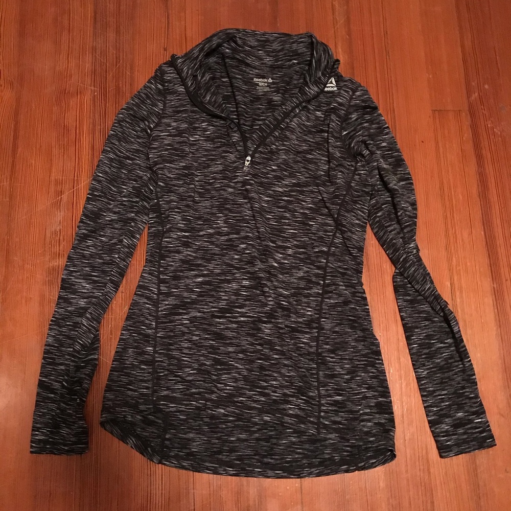 Athletic pullover